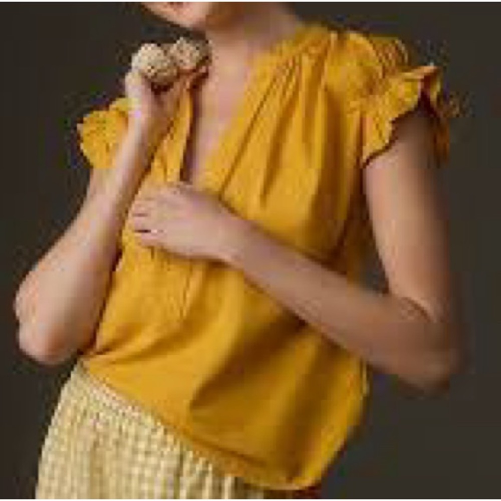 Anthropologie Pilcro Tatum Flutter Sleeve Henley Blouse in Gold - Size XS